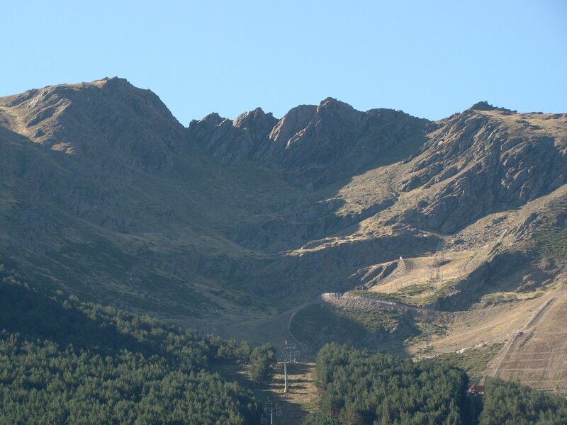 Pico del Lobo (2272)